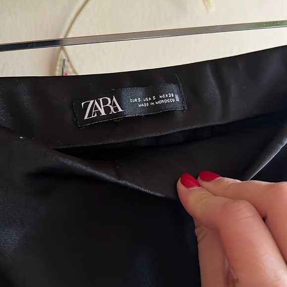 Zara satın midi skirt - Picture 3 of 3